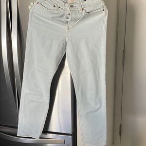 Levi’s from Aritzia wedgy size 27 light White blue